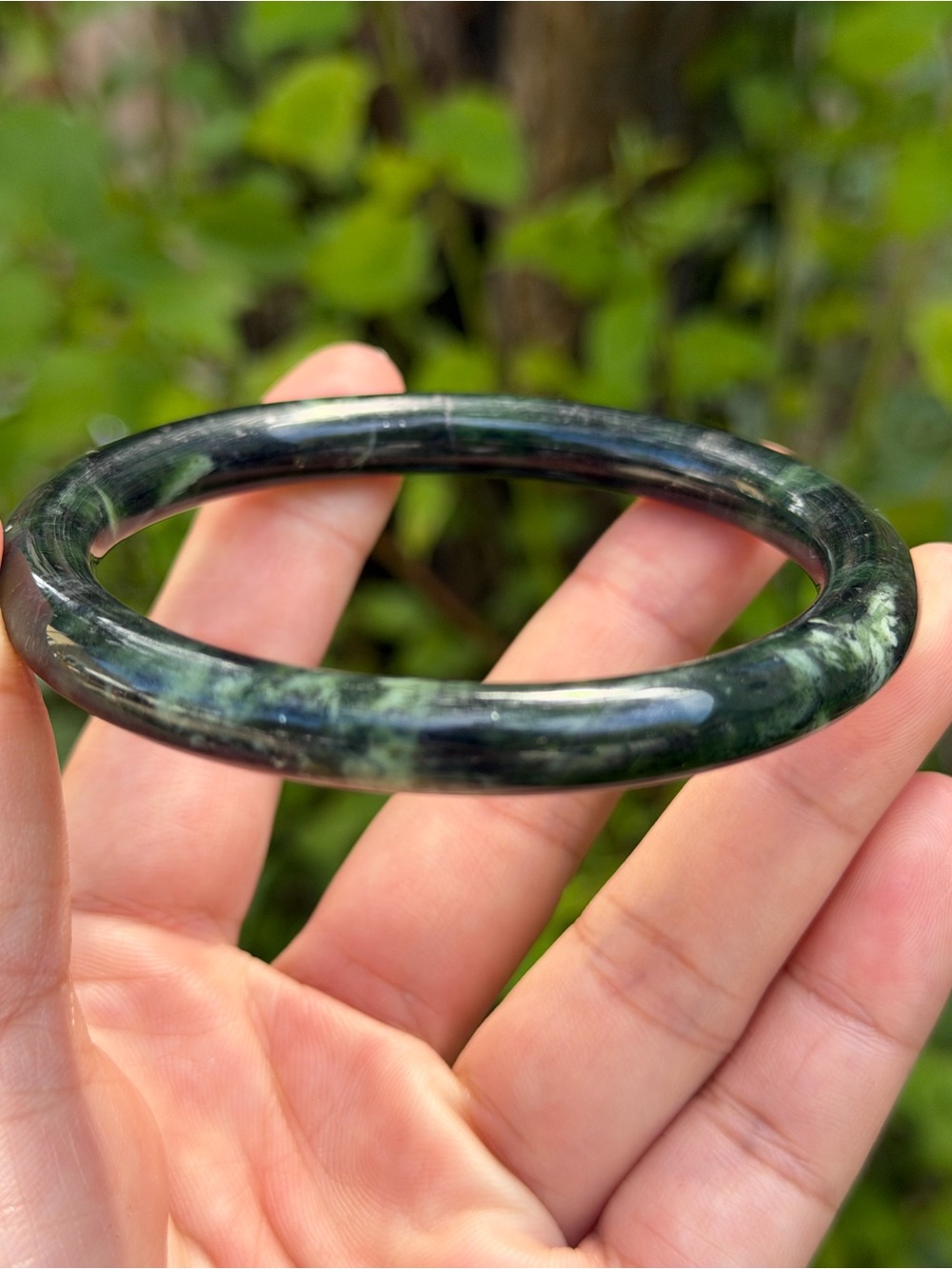 62mm inner diameter skinny xiuyu jade bangle 1740
